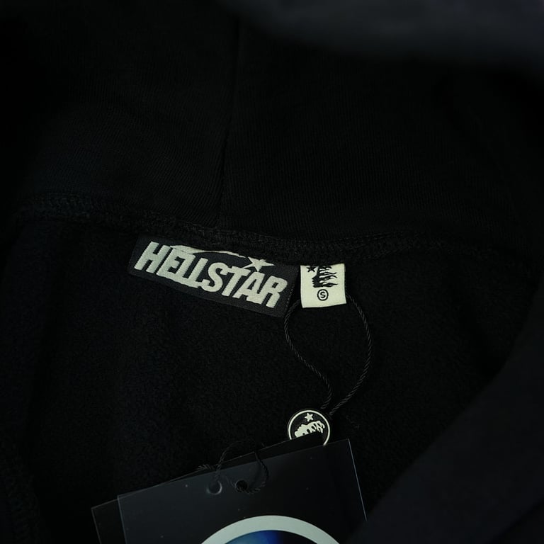 Hellstar Airbrushed Skull Hoodie Black - 17
