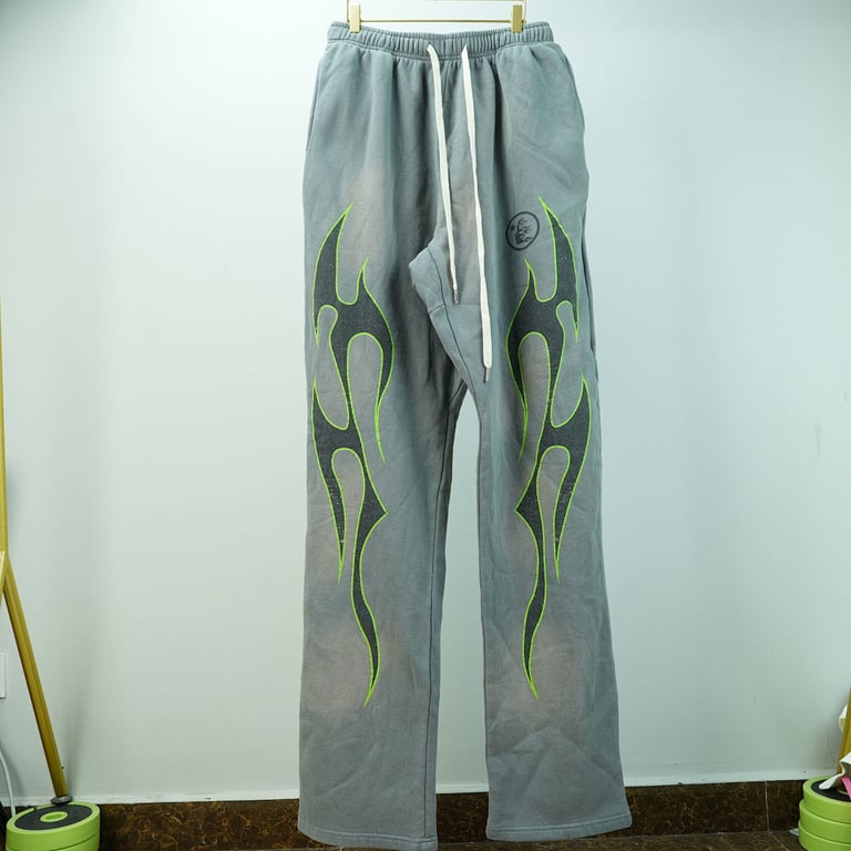 Hellstar Future Flames Sweatpants Grey/Green - 4