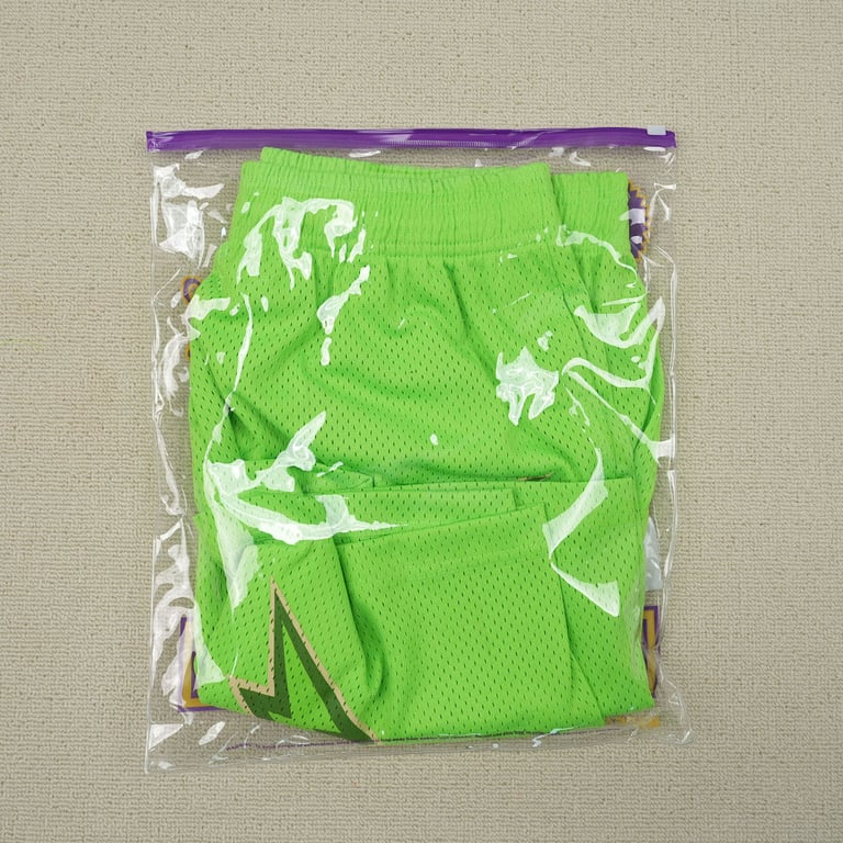 Eric Emanuel EE Basic Short Gecko Green Bolts - 3