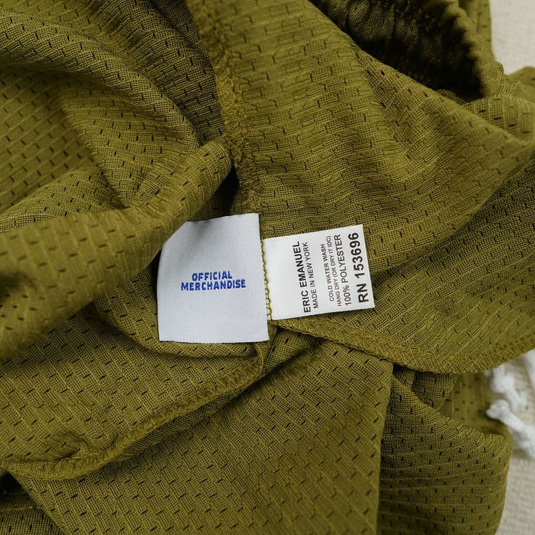 Eric Emanuel EE Basic Short Moss Bolt - 9