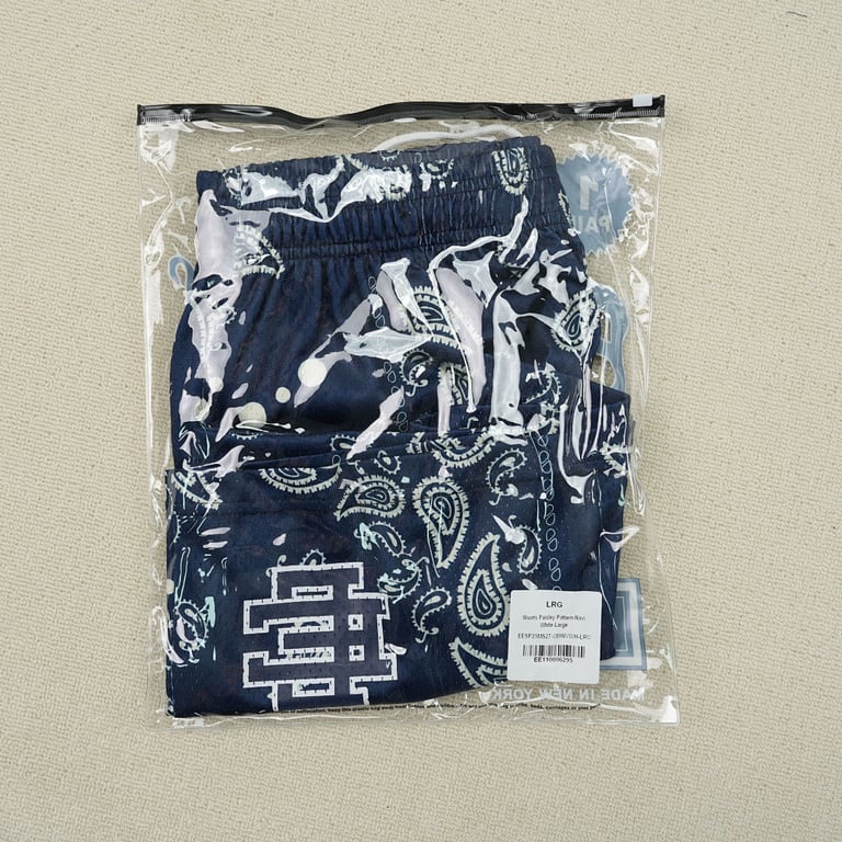 Eric Emanuel EE Basic Short SS25 Navy Paisley - 3