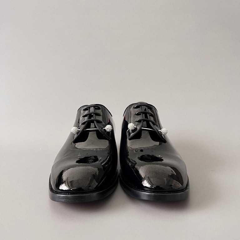 Christian Louboutin Patent Leather Derbies Black - 8