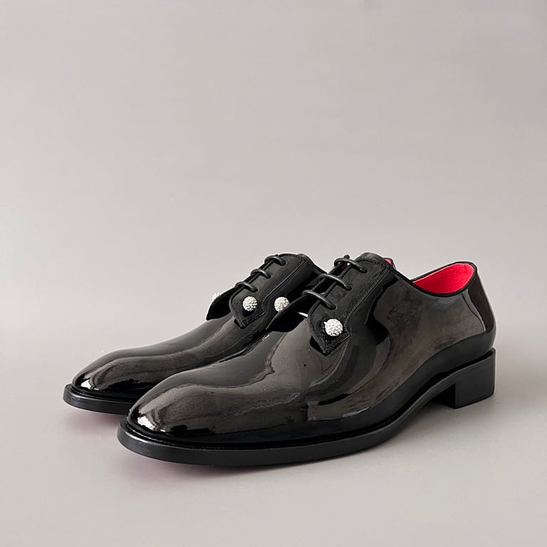 Christian Louboutin Patent Leather Derbies Black - 9