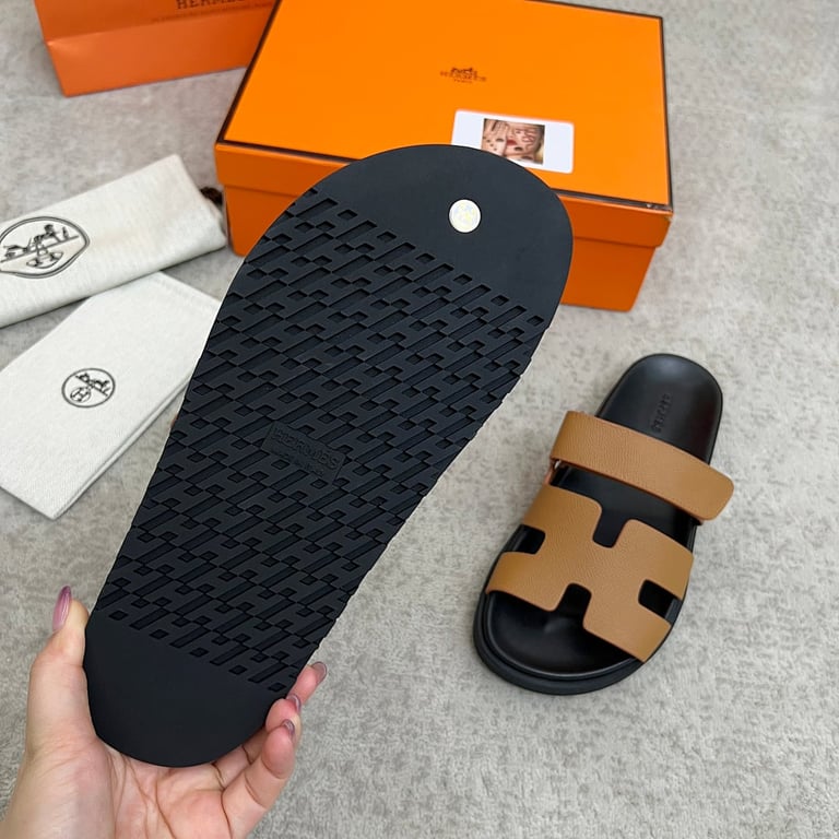 Hermès Chypre Sandals Brown Black - 5