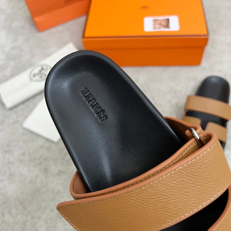 Hermès Chypre Sandals Brown Black - 7