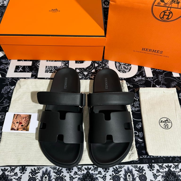 Hermès Chypre Sandals Black - 2