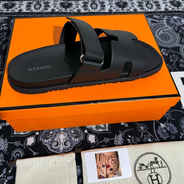 Hermès Chypre Sandals Black - 6