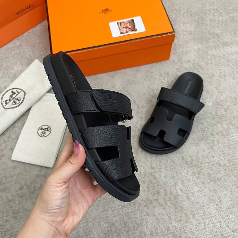 Hermès Chypre Sandals Black - 7