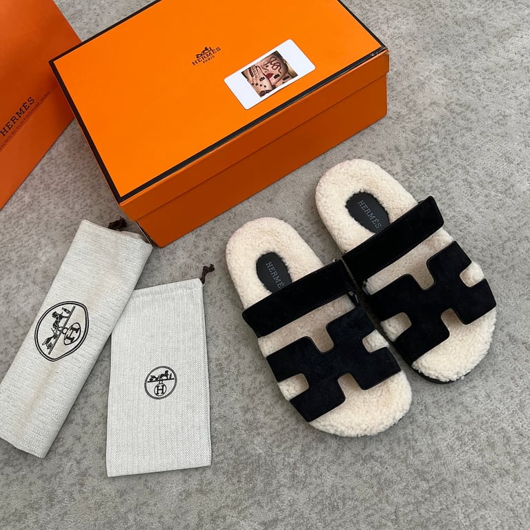 Hermès Chypre Sandals Black Suede Shearling - 9