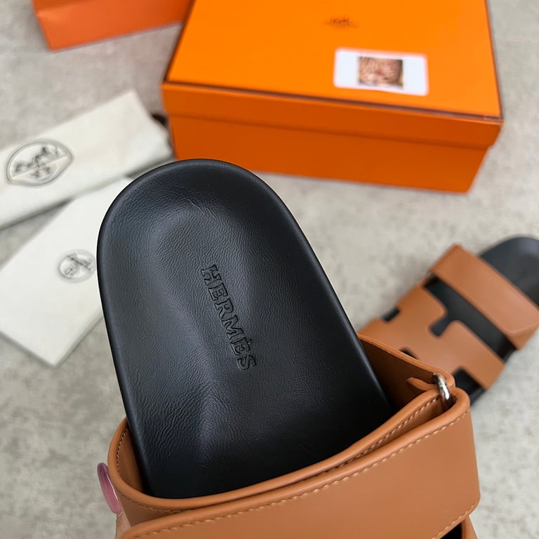 Hermès Chypre Sandals Tan Black - 5