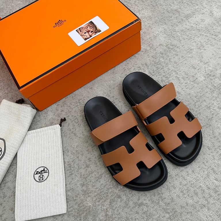 Hermès Chypre Sandals Tan Black - 9