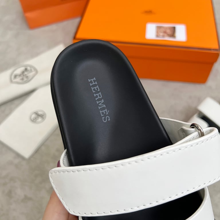 Hermès Chypre Sandals White Black - 5