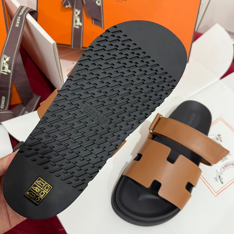 Hermès Chypre Sandals Tan Black - 9