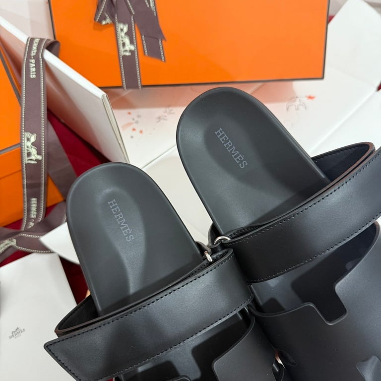 Hermès Chypre Sandals Black - 5