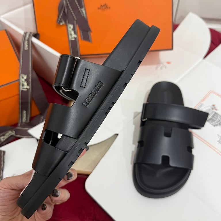 Hermès Chypre Sandals Black - 6