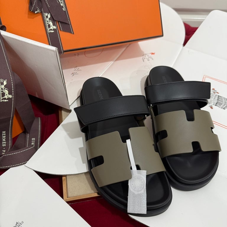 Hermès Chypre Sandals Black Khaki - 2