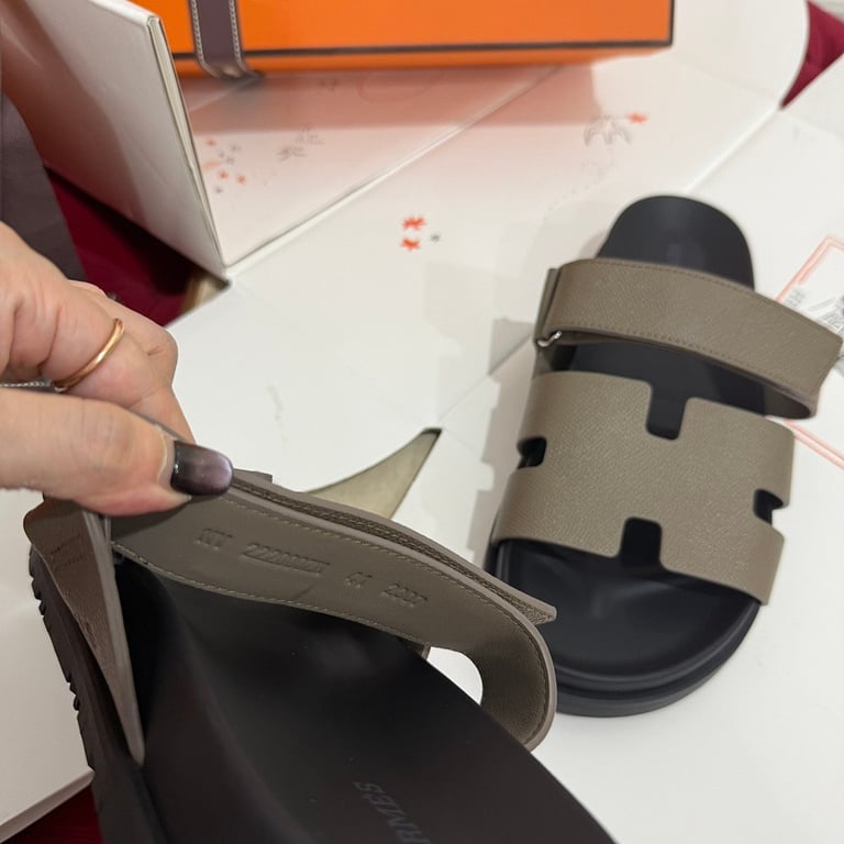 Hermès Chypre Sandals Taupe - 6