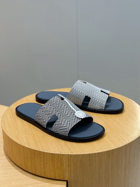 Hermès Izmir Sandals Chevron Black White - 3