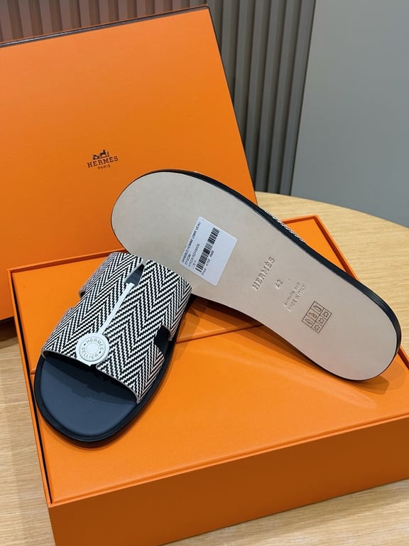 Hermès Izmir Sandals Chevron Black White - 6