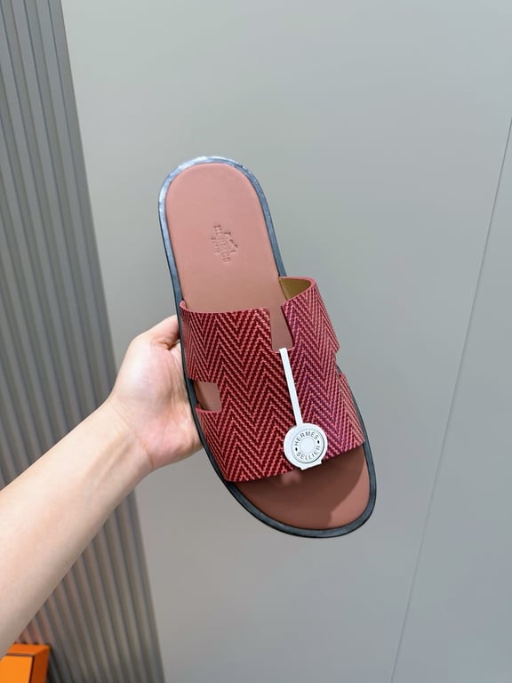 Hermès Izmir Sandals Burgundy Chevron Leather - 4