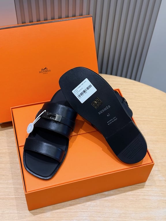 Hermès Empire Sandals Black Leather - 6
