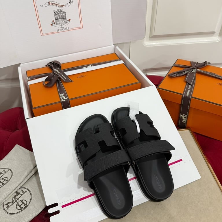 Hermès Chypre Sandals Black - 3