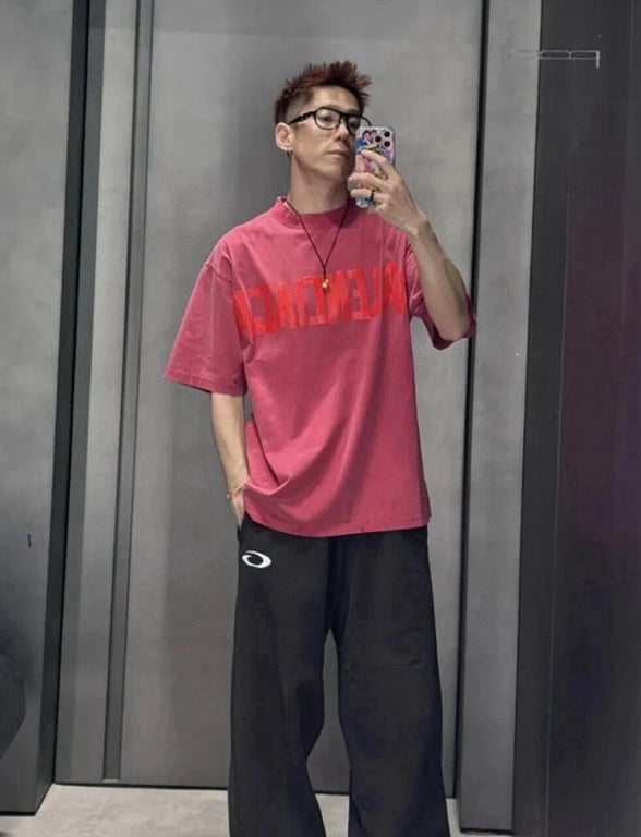 Balenciaga Tape Logo T-Shirt 6B775-60L - 5