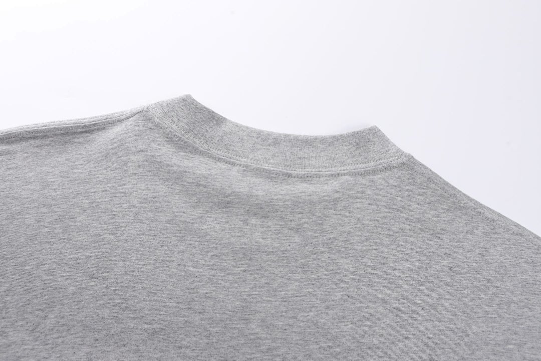 Balenciaga Script Logo T-Shirt 52034−51L - 32