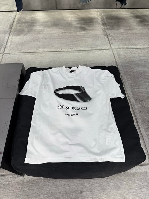 Balenciaga 360 Sunglasses Graphic Tee - 14
