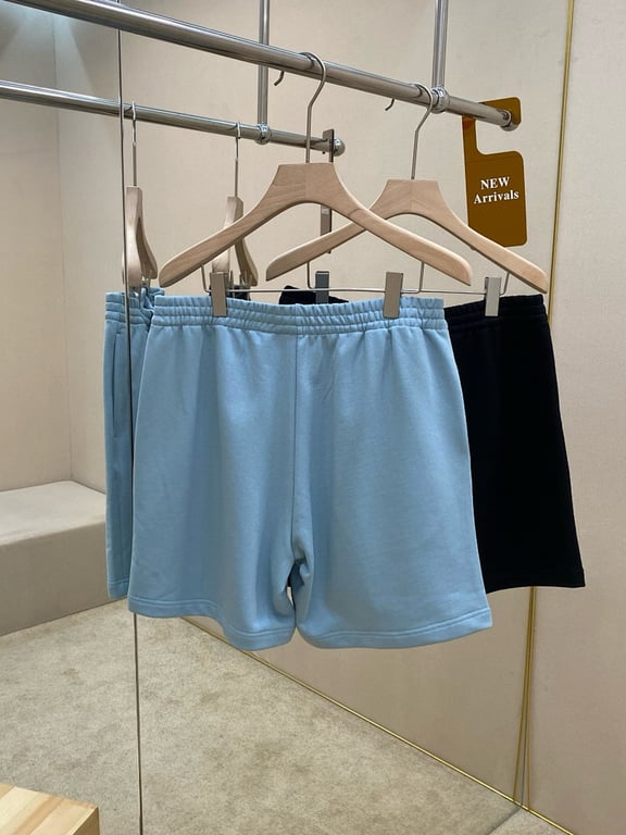 Balenciaga Caution Graphic Shorts - 3