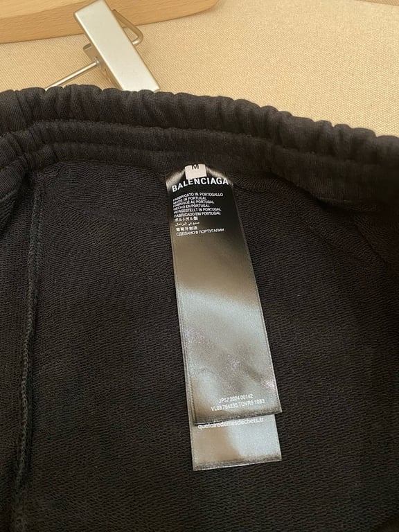 Balenciaga Caution Graphic Shorts - 21