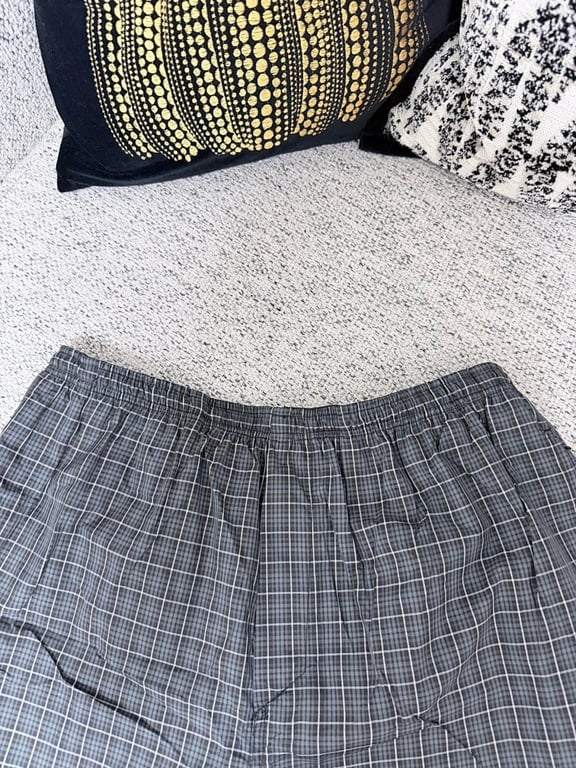 Balenciaga Plaid Logo Shorts Grey - 4