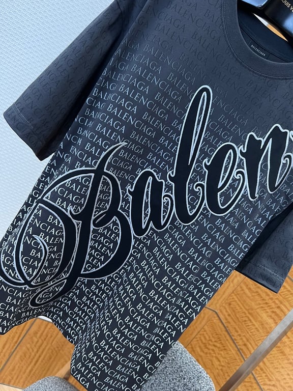 Balenciaga All-Over Logo Script T-Shirt - 7
