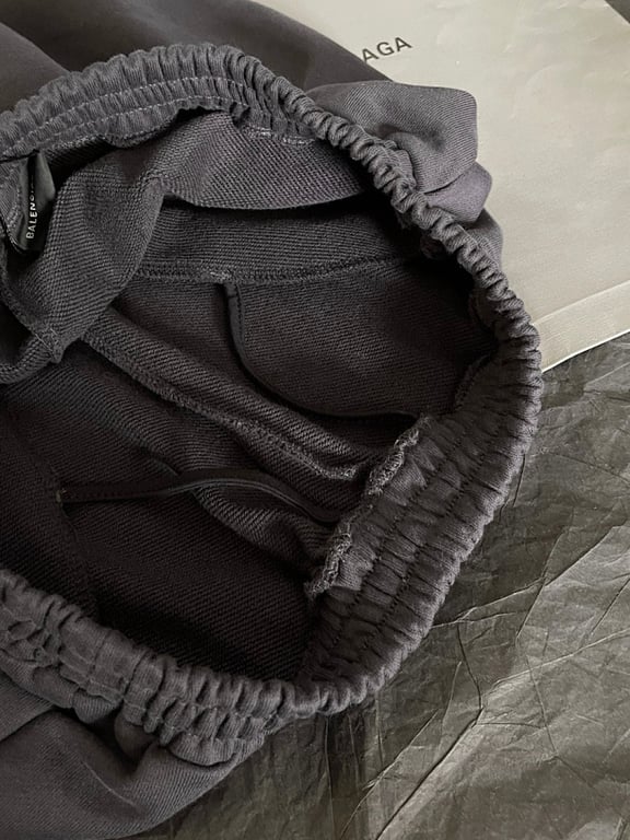 Balenciaga Paris Script Sweatpants Black - 11