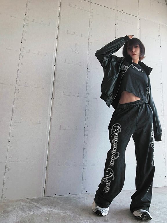 Balenciaga Paris Script Sweatpants Black - 5