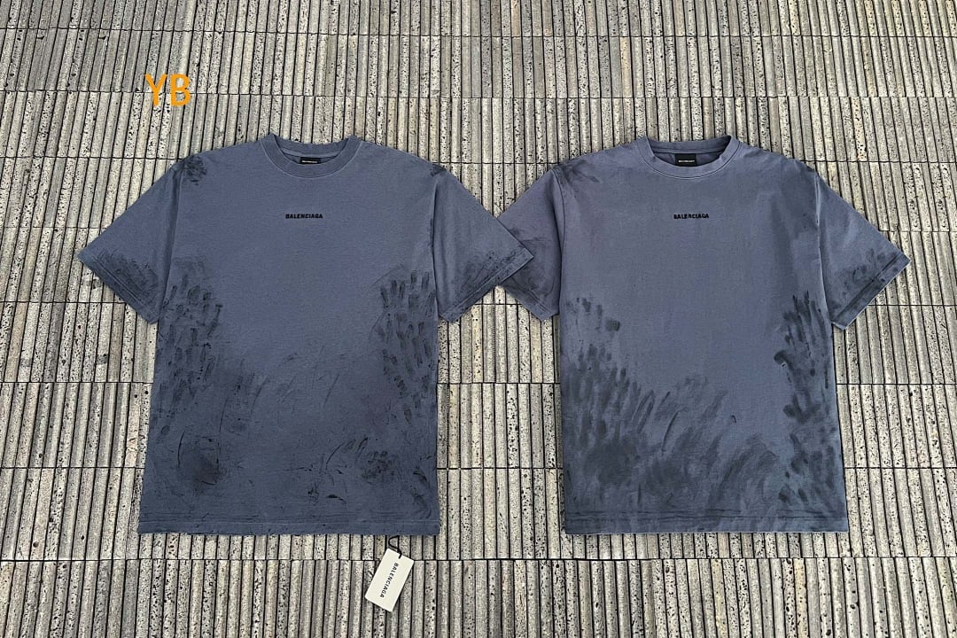 Balenciaga 52017−51L Distressed Logo T-Shirt Blue - 4