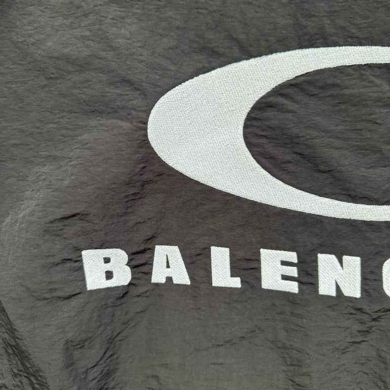 Balenciaga G-Logo Zip-Up Windbreaker 52407−24L - 12