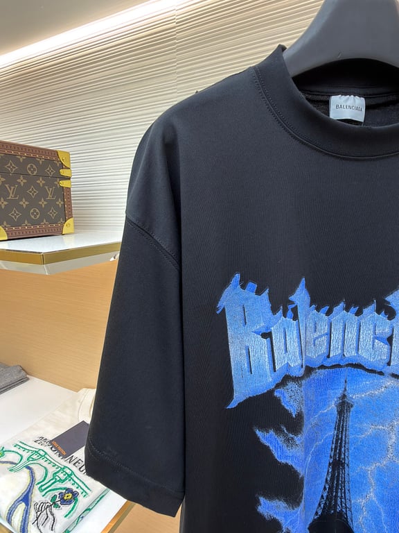 Balenciaga Eiffel Tower Lightning Graphic Tee - 11