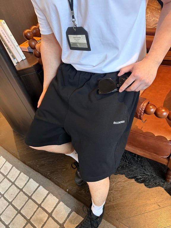 Balenciaga Logo Sweat Shorts 6B797-60L - 22