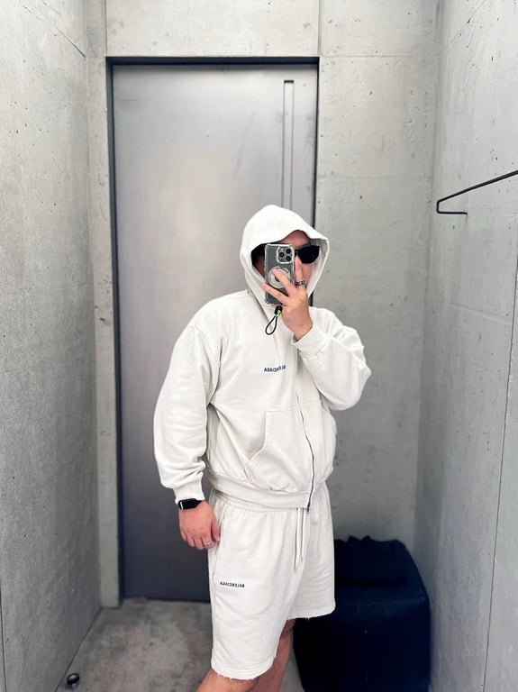 Balenciaga Logo Sweat Shorts 6B797-60L - 23