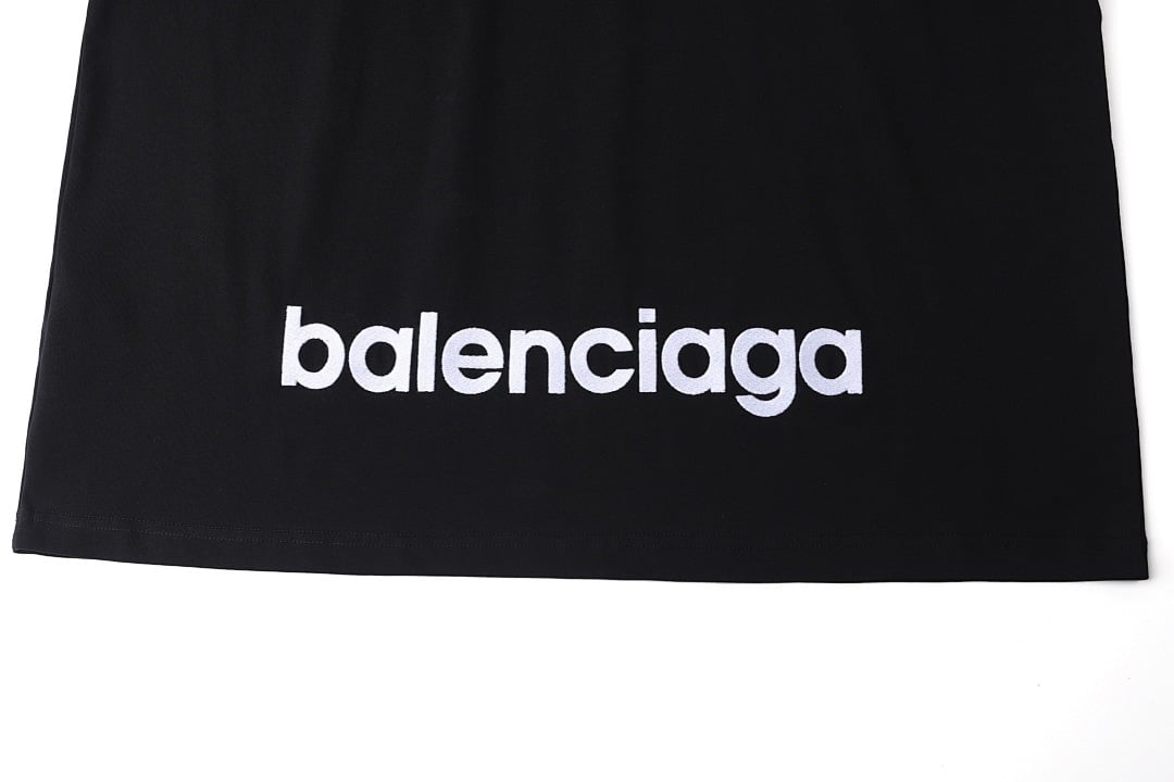 Balenciaga 52015-51L Logo T-Shirt Black - 13