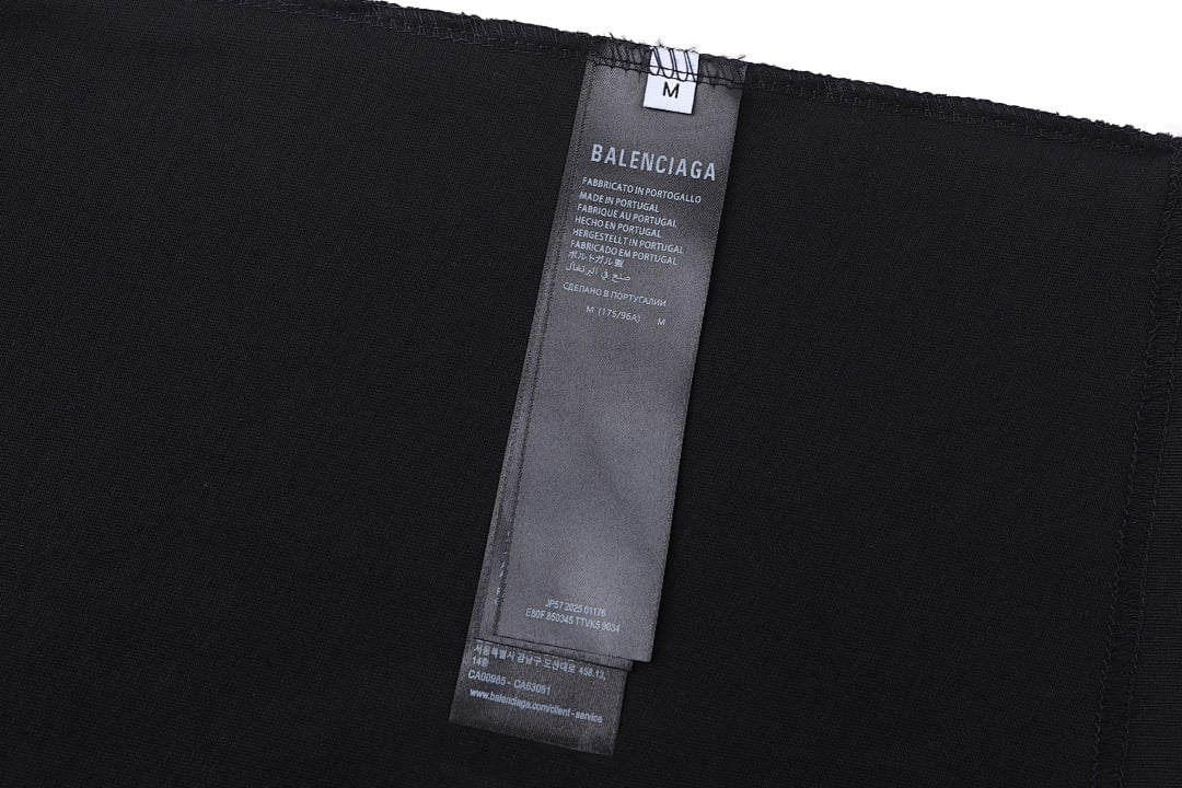 Balenciaga 52015-51L Logo T-Shirt Black - 15