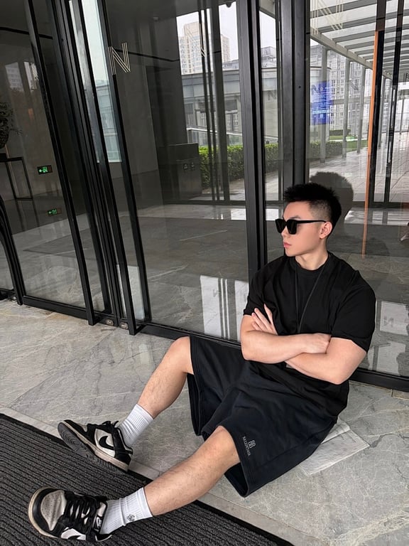 Balenciaga BB Logo Sweat Shorts Black - 2