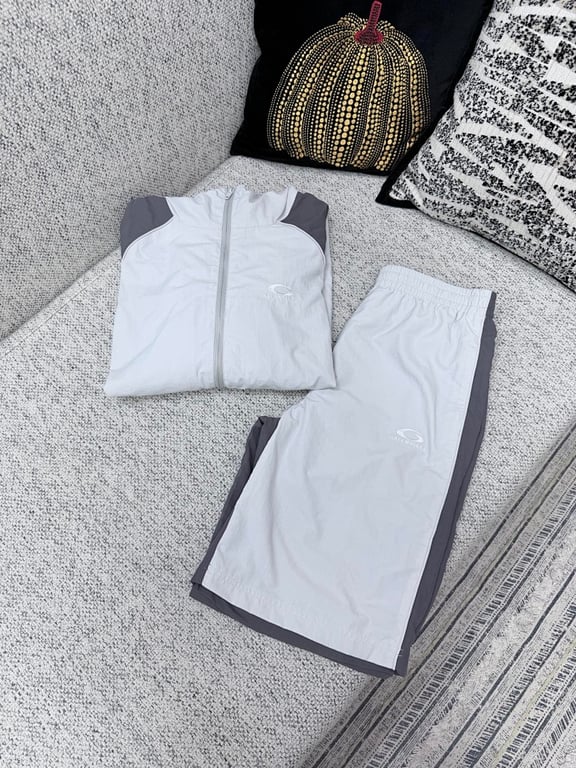 Balenciaga Two-Tone Windbreaker and Shorts Set - 23