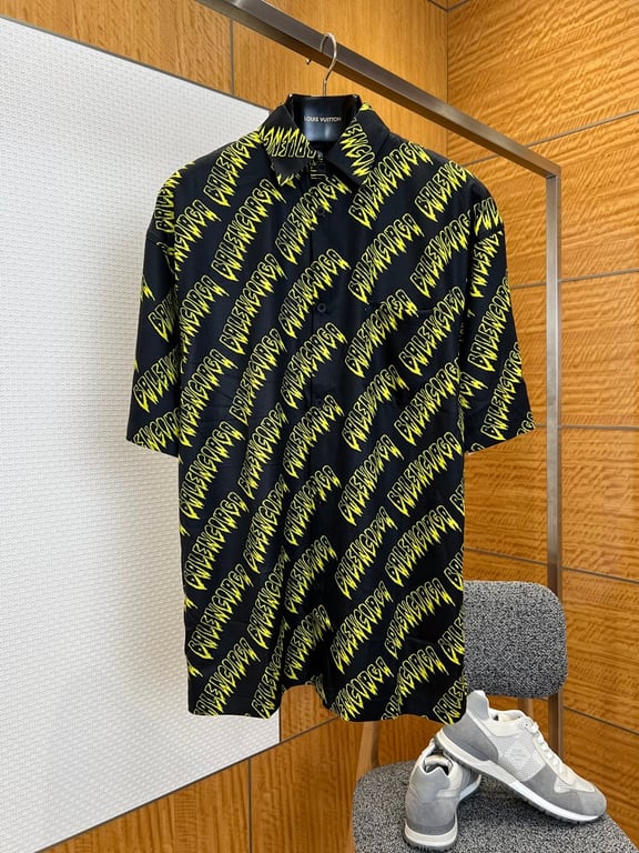 Balenciaga Slime Logo Shirt and Shorts Set - 15