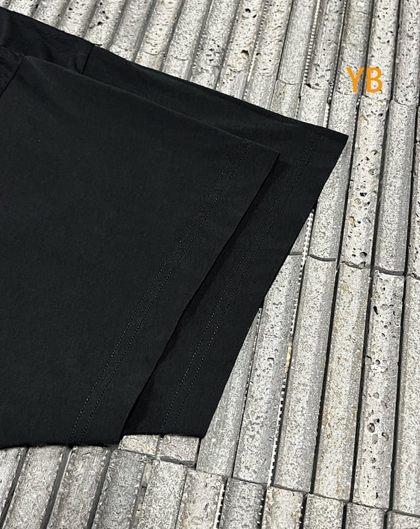 Balenciaga Graphic Logo T-Shirt Black 52056−51L - 13
