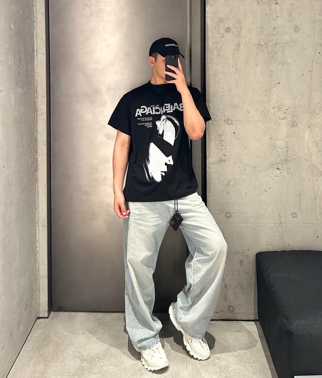 Balenciaga Salon de Couture Graphic T-Shirt Black - 3