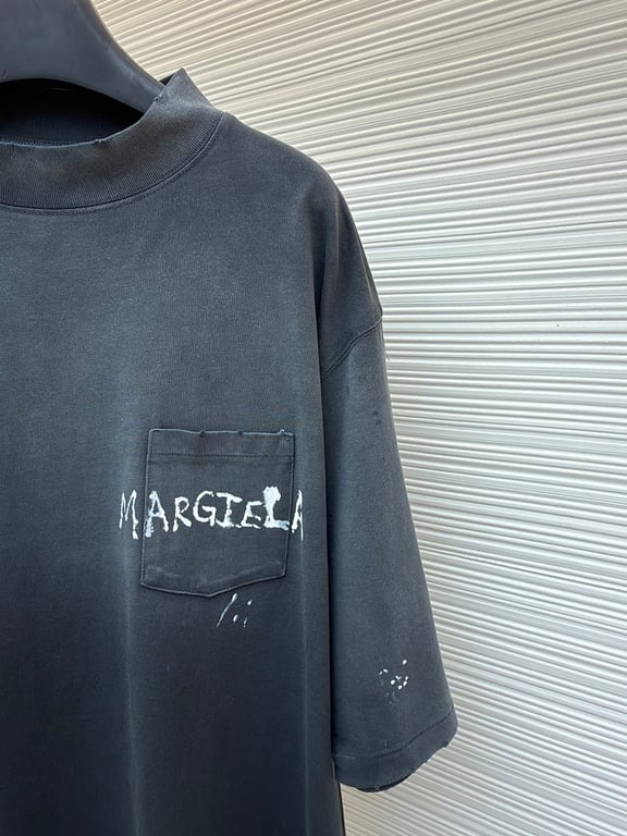 Maison Margiela Distressed Logo Pocket T-Shirt Faded Black - 8