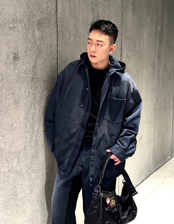 Balenciaga Hooded Denim Jacket Navy - 3