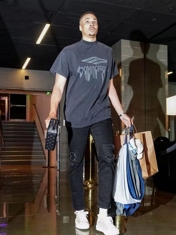 Balenciaga Graphic Logo Washed T-Shirt Black - 5